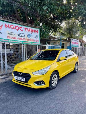 Hyundai Accent 2018 Vàng Số sàn