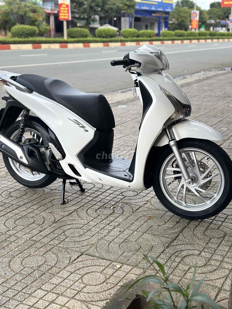 sh150 chào bán. Mua bán Xe máy tại Thành phố Đồng Xoài Bình Phước được đăng bởi Trinh Dung  hình 3