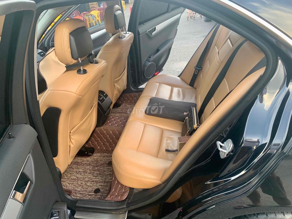 Mercedes C230 xe nhà dùng nâng đời. Mua bán Ô tô tại Quận Ngô Quyền Hải Phòng được đăng bởi Vũ Anh Tuấn hình 13