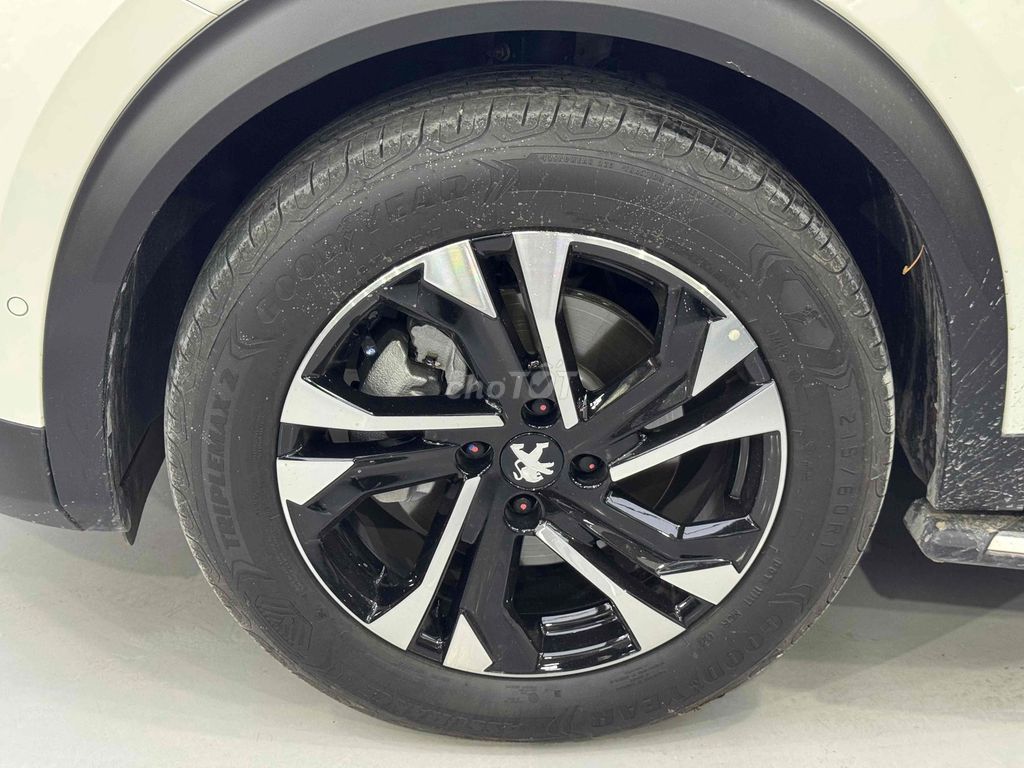 Peugeot 2008 2024 GT Line 1.2 AT - 3600 km. Mua bán Ô tô tại Thành phố Thủ Đức Tp Hồ Chí Minh được đăng bởi Long Auto Vạn Phúc hình 6