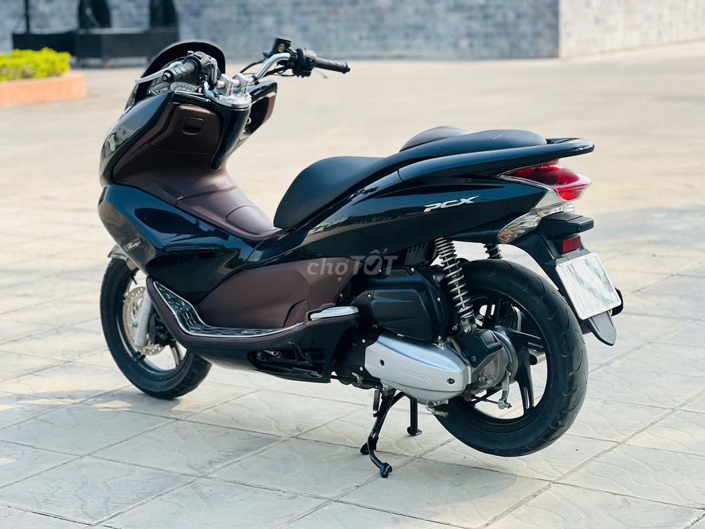 HONDA PCX CHÍNH CHỦ ĐI GIỮ GÌN NGUYÊN ZIN 2017. Mua bán Xe máy tại Quận Nam Từ Liêm Hà Nội được đăng bởi Tuấn Linh hình 6