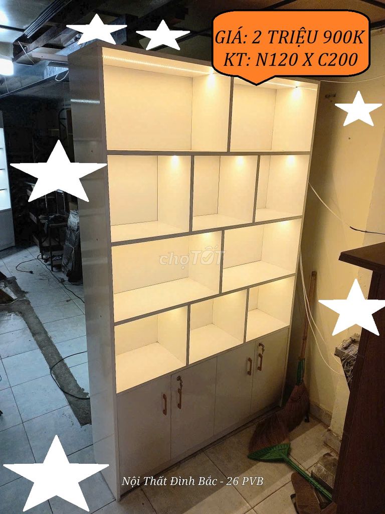 SALE KỆ TRƯNG BÀY TRẮNG CÓ LED & KỆ 1M2X2M CÓ SẴN