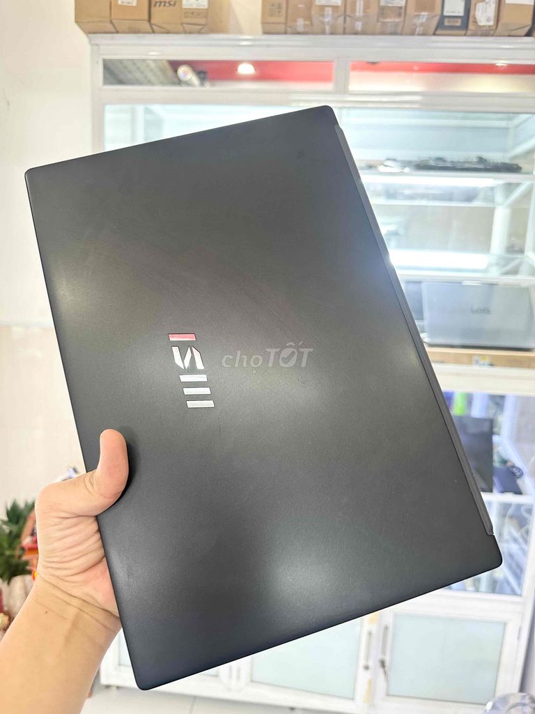 MSI Modern 15 B12MO i5 Máy like new zin tem hãng. Mua bán Laptop tại Thành phố Nha Trang Khánh Hòa được đăng bởi Toàn hình 1
