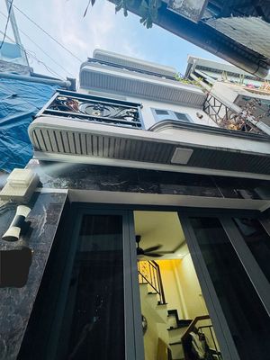 NHÀ MỚI TRUNG TẬM QUẬN 1 - 3 TẦNG - 28M2 - NHỈNH 5 TỶ. Mua bán nhà ở tại Quận 1 Tp Hồ Chí Minh được đăng bởi Khoa Nguyễn