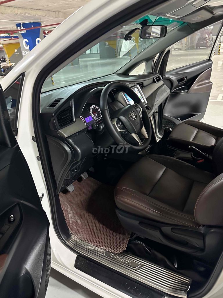 Toyota Innova 2020 MT mẫu 2021