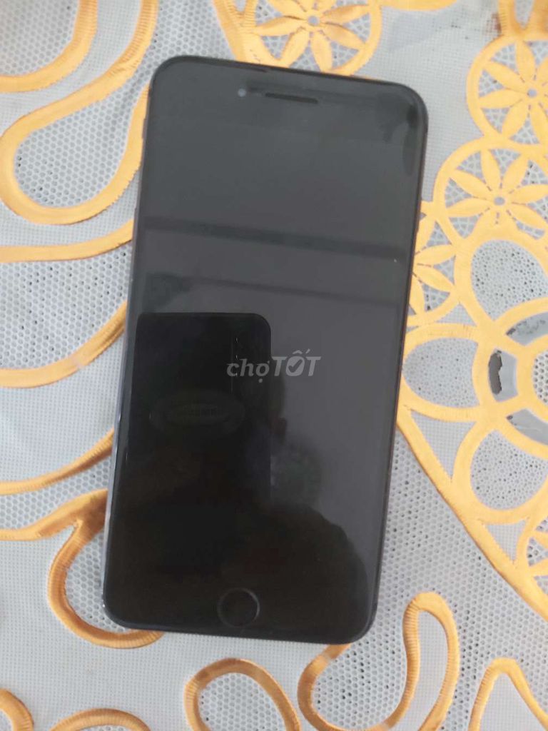 IPhone 8 Plus lock 64 còn vân tay có giao lưu nhé. Mua bán Điện thoại tại Quận Bình Tân Tp Hồ Chí Minh được đăng bởi HUỲNH hình 1