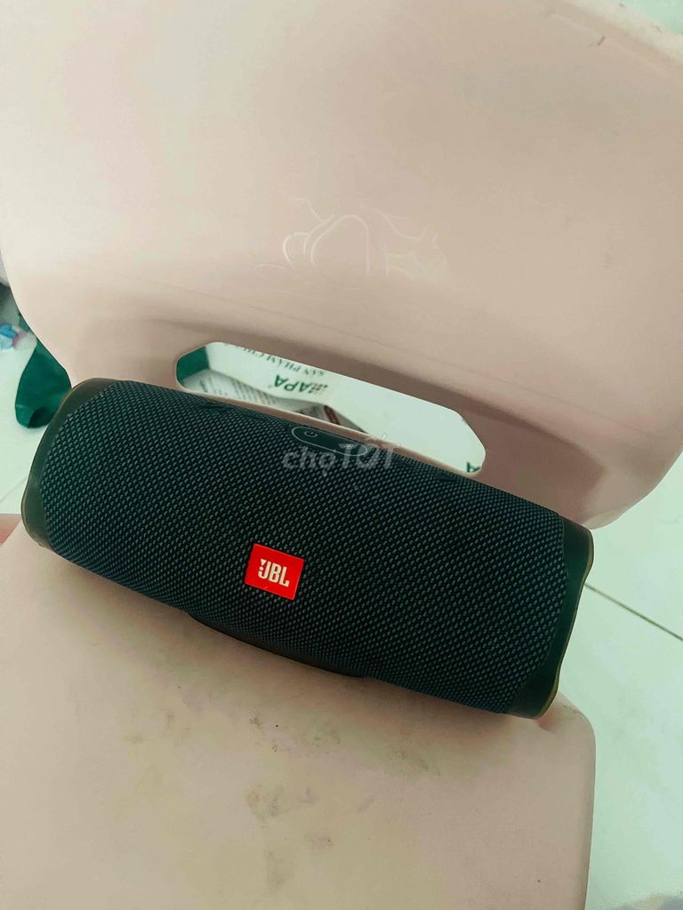 Loa JBL Charge 4. Mua bán Tivi, Âm thanh tại Thành phố Thuận An Bình Dương được đăng bởi Khoi nguyen hình 1