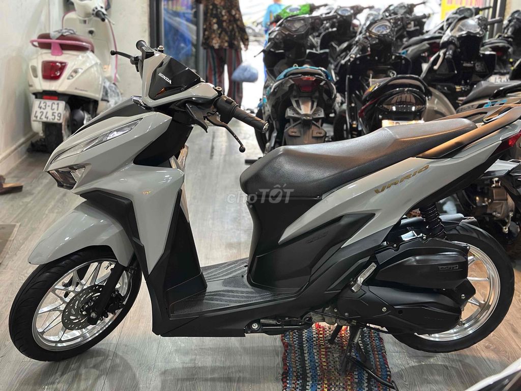 Vario 125 xám xi măng 2021 mâm cnc có góp nợ xấu. Mua bán Xe máy tại Quận Thanh Khê Đà Nẵng được đăng bởi Xe Máy Cũ Hải Nguyễn hình 5
