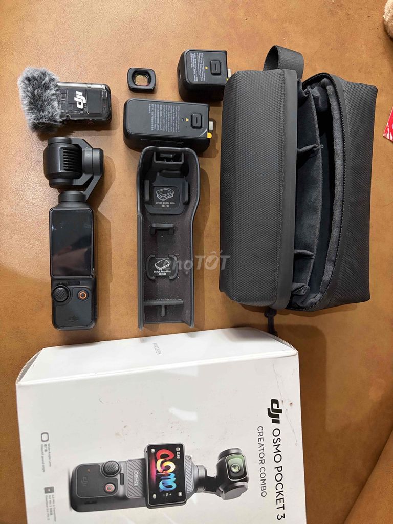 DJI Osmo Pocket 3 Creator Combo Đen. Mua bán Máy ảnh, Máy quay tại Quận 7 Tp Hồ Chí Minh được đăng bởi Châu hình 1
