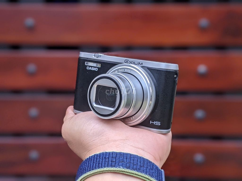 [Máy ảnh KTS] Casio Exilim ZR5000. Mua bán Máy ảnh, Máy quay tại Quận 6 Tp Hồ Chí Minh được đăng bởi may anh KTS hình 1
