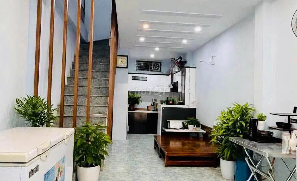 Rent · 3 bd · 35 м² · Quận Sơn Trà, ул. Đường Phạm Ngũ Lão
