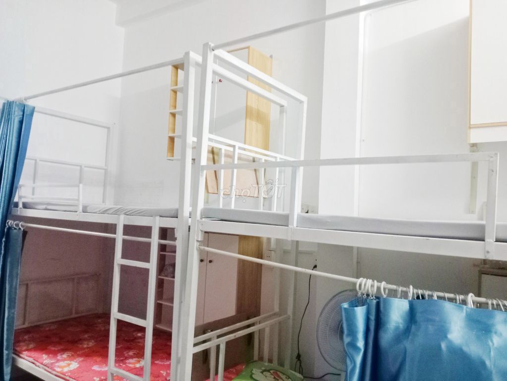 Ktx Nam mới trống 1 slot, full máy lạnh, máy giặt, xe để trong nhà!!#