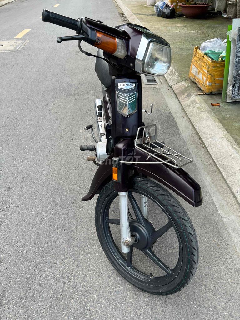 super dream 2000 máy full110. Mua bán Xe máy tại Quận 12 Tp Hồ Chí Minh được đăng bởi Văn Dan hình 4