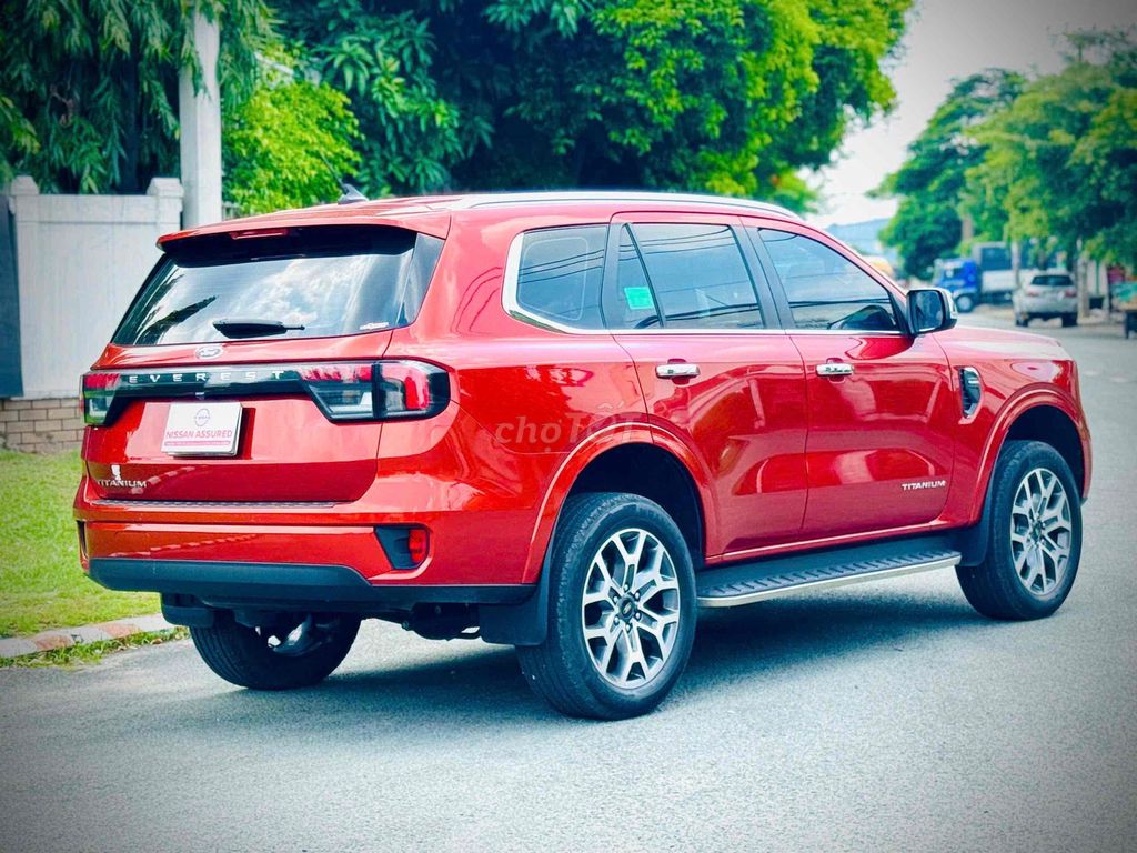 Ford Everest 2022 Titanium 2.0L 1 cầu- 48000 km. Mua bán Ô tô tại Quận Tân Phú Tp Hồ Chí Minh được đăng bởi Nissan Gia Thành  hình 5