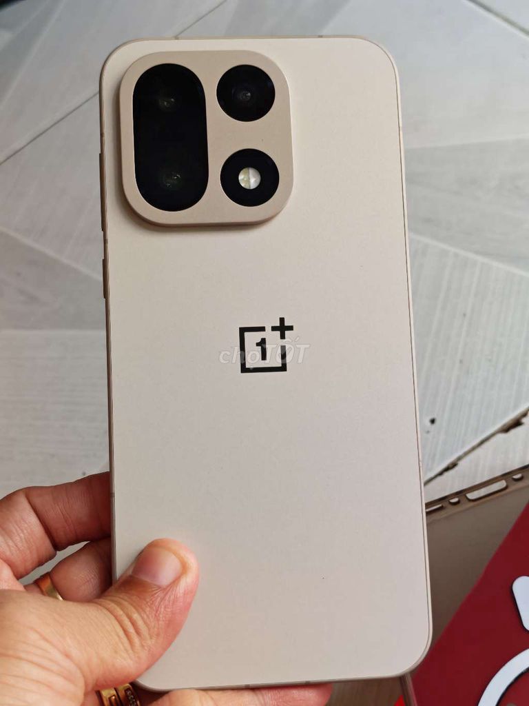 OnePlus 15 Vàng kem Snap 8 Elite Gen 5. Mua bán Điện thoại tại Quận Bình Tân Tp Hồ Chí Minh được đăng bởi Phạm Vôn hình 1