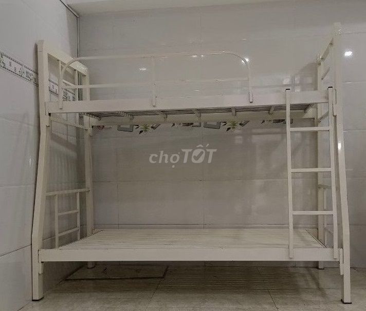 Giường 2 tẦNG hộp 4x8 kÍCh thước 1m x 1M2.Dài 2m.