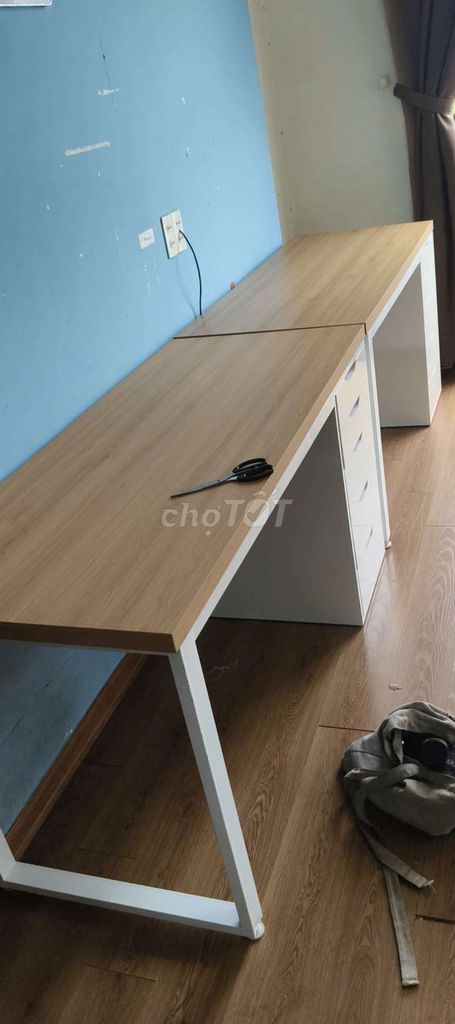Bàn làm việc ikea. Mua bán Bàn ghế tại Quận Cẩm Lệ Đà Nẵng được đăng bởi Tuyết Hee hình 1