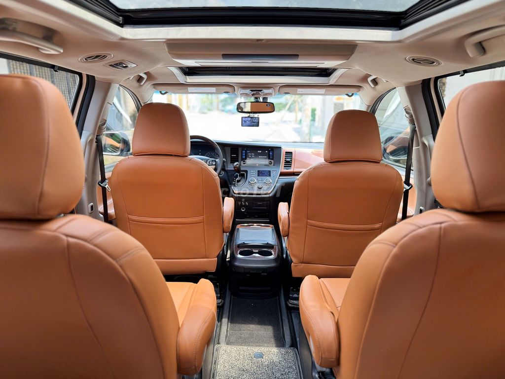 Toyota Sienna 3.5 Mỹ full option bản CAO NHẤT VIPP. Mua bán Ô tô tại Quận Phú Nhuận Tp Hồ Chí Minh được đăng bởi Mss Ngọc hình 12