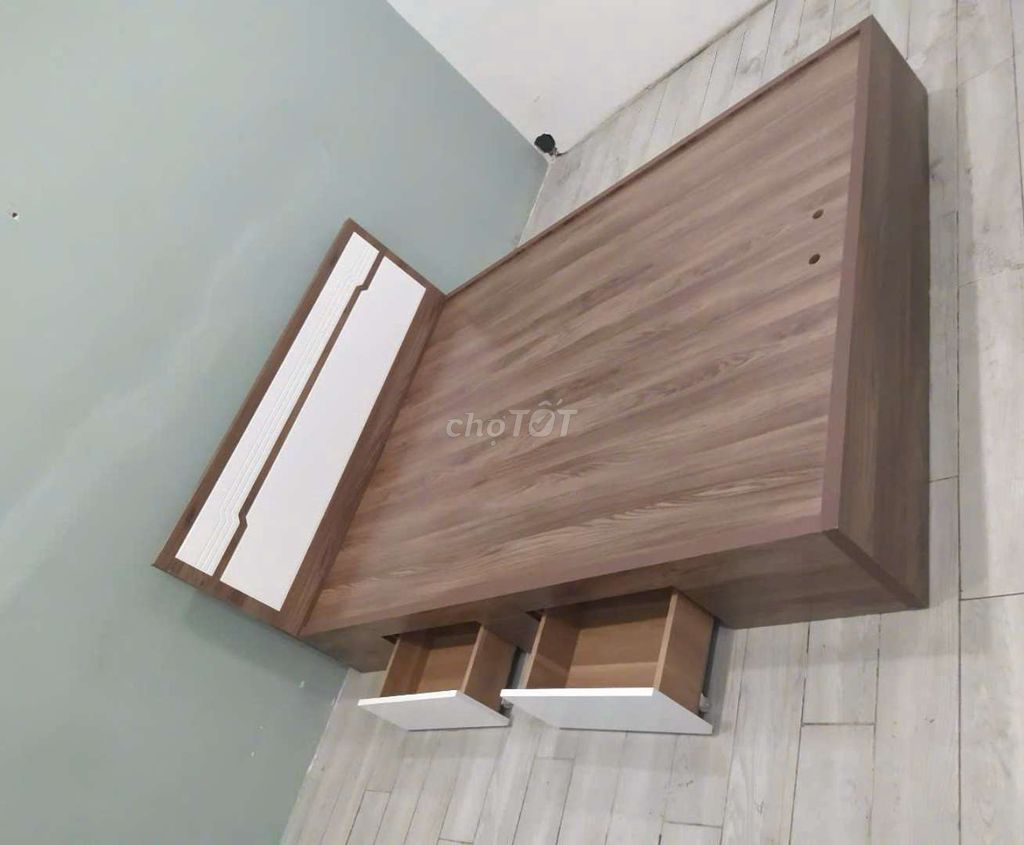 GIƯỜNG GỖ CÔNG NGHIỆP MDF 1M8 2M CÓ 2 HỘP KÉO . Mua bán Giường, chăn ga gối nệm tại Thành phố Thủ Đức Tp Hồ Chí Minh được đăng bởi Tủ nhựa đài loan hoàng quân hình 1