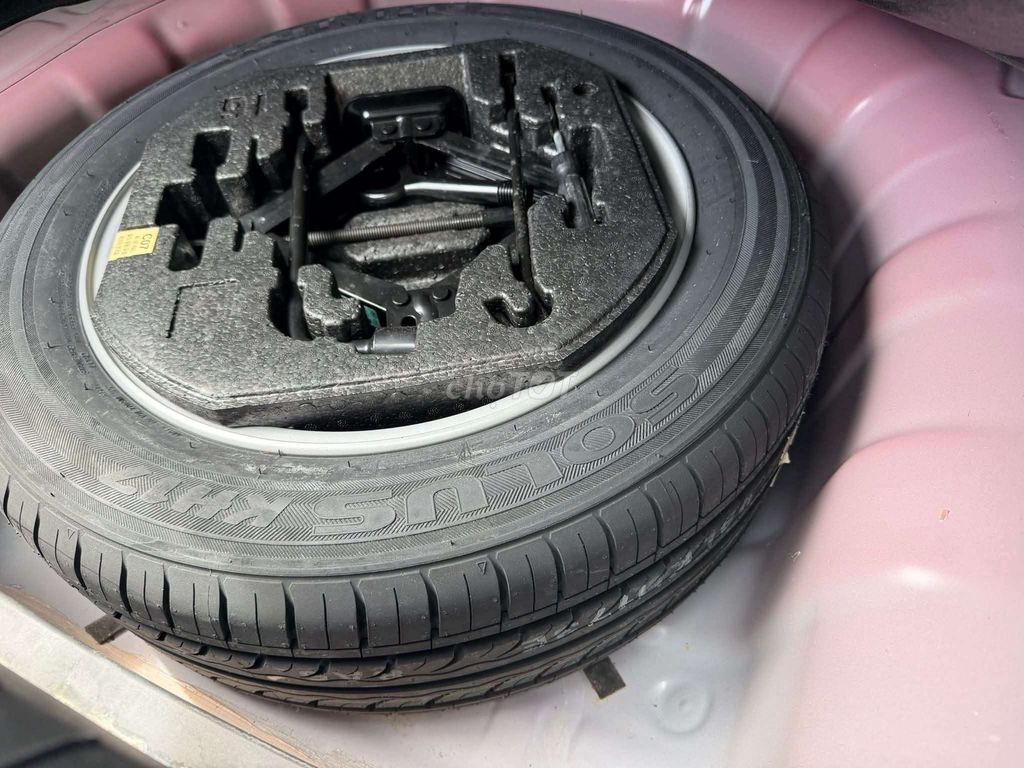 Bán xe ELANTRA số tự động cọp rất đẹp. Mua bán Ô tô tại Thành phố Buôn Ma Thuột Đắk Lắk được đăng bởi Phúc Thiện hình 9