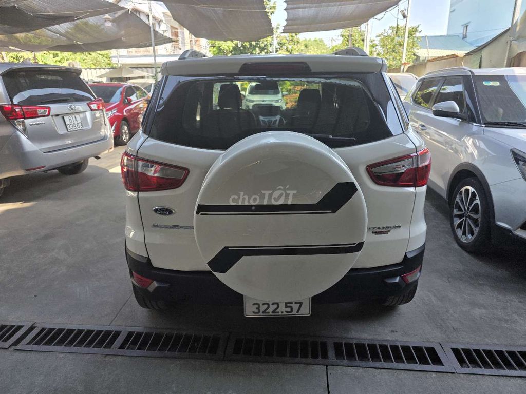 2014 1.5L Titanium AT - 99000 km giá tốt. Mua bán Ô tô tại Thành phố Dĩ An Bình Dương được đăng bởi Huy Luân Auto hình 5