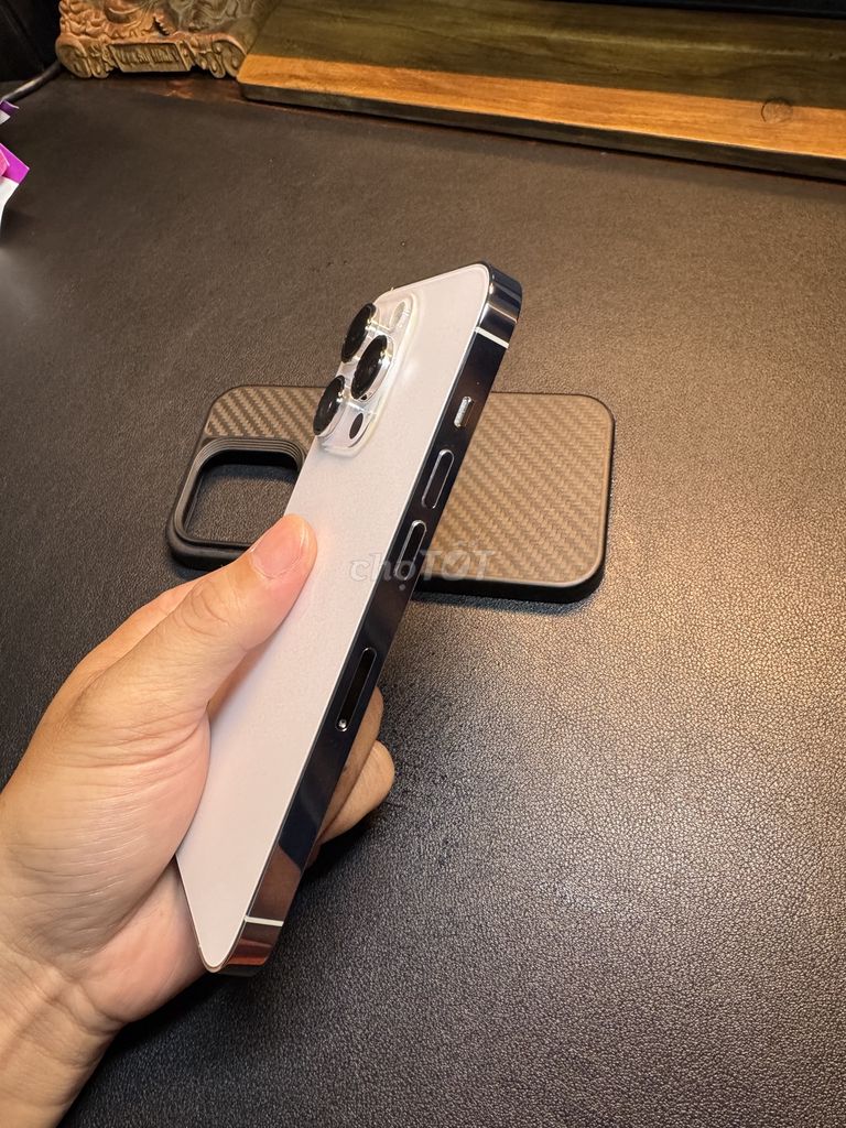 iPhone 14 Pro 256GB Silver - VNA. Mua bán Điện thoại tại Quận 3 Tp Hồ Chí Minh được đăng bởi Phạm Hải Huyền hình 3
