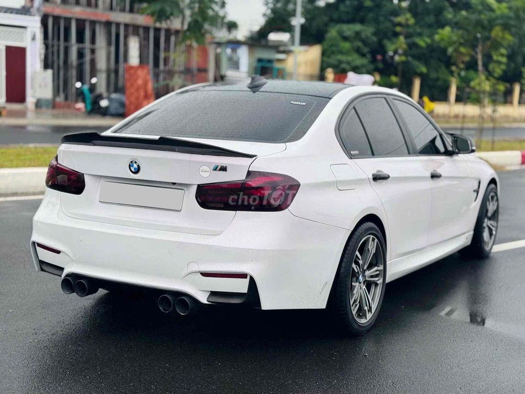 BMW 3 Series 2013 320i - 84000 km. Mua bán Ô tô tại Quận 12 Tp Hồ Chí Minh được đăng bởi Nguyễn Thanh Phước hình 11