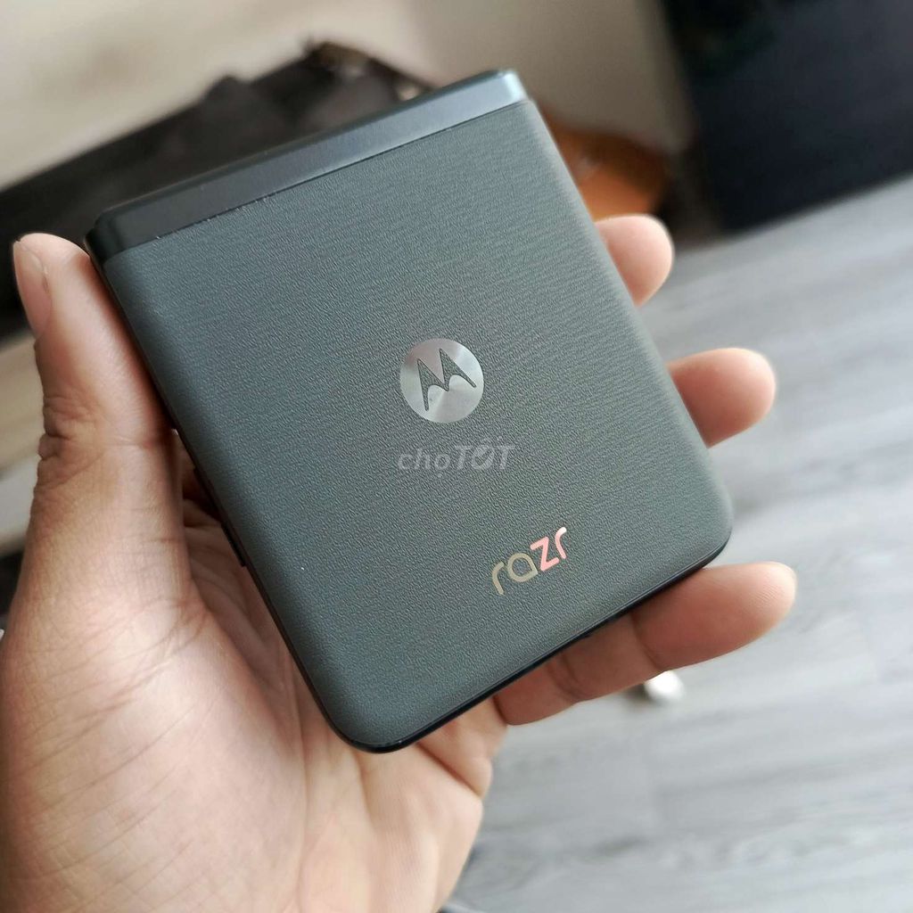 Thu khách dư cây Motorola Razr 2023 đẹp zin nguyên. Mua bán Điện thoại tại Quận Gò Vấp Tp Hồ Chí Minh được đăng bởi DuyAnh hình 5