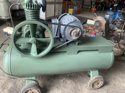 Máy nén khí 90lít,2hp,đầu hơi Nhật,chạy êm.. Mua bán Đồ chuyên dụng, Giống nuôi trồng tại Thành phố Biên Hòa Đồng Nai được đăng bởi Thành Hưng