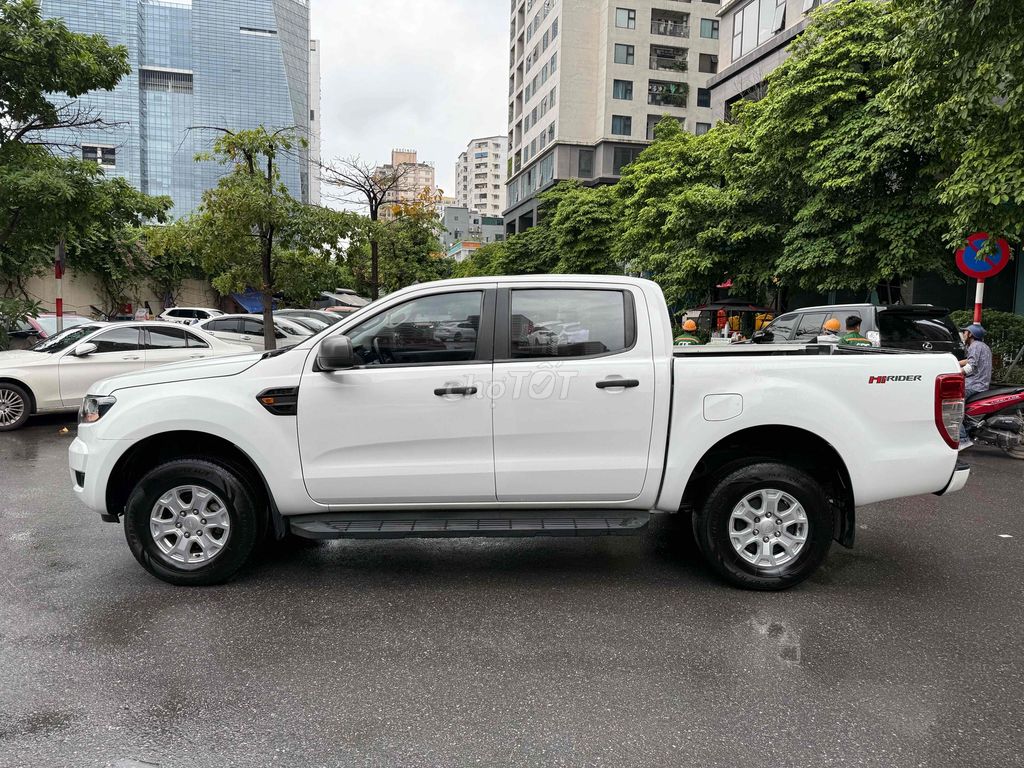 Ford Ranger 2016 XLS 2.2 4x2 AT - 88000 km. Mua bán Ô tô tại Quận Thanh Xuân Hà Nội được đăng bởi Nguyen van Nam hình 8