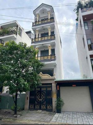 Townhouse 60 m² · 5 bed · Đường Hà Huy Giáp