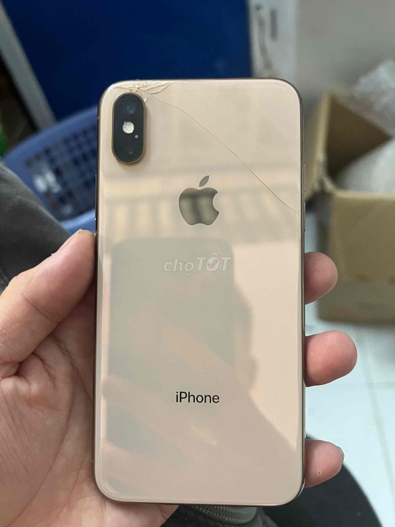 Apple iPhone Xs 64GB Vàng Nứt kính lưng. Mua bán Điện thoại tại Huyện Hóc Môn Tp Hồ Chí Minh được đăng bởi Khổng Văn Hùng đọc kỹ nội dung trước khi ib nhé hình 1
