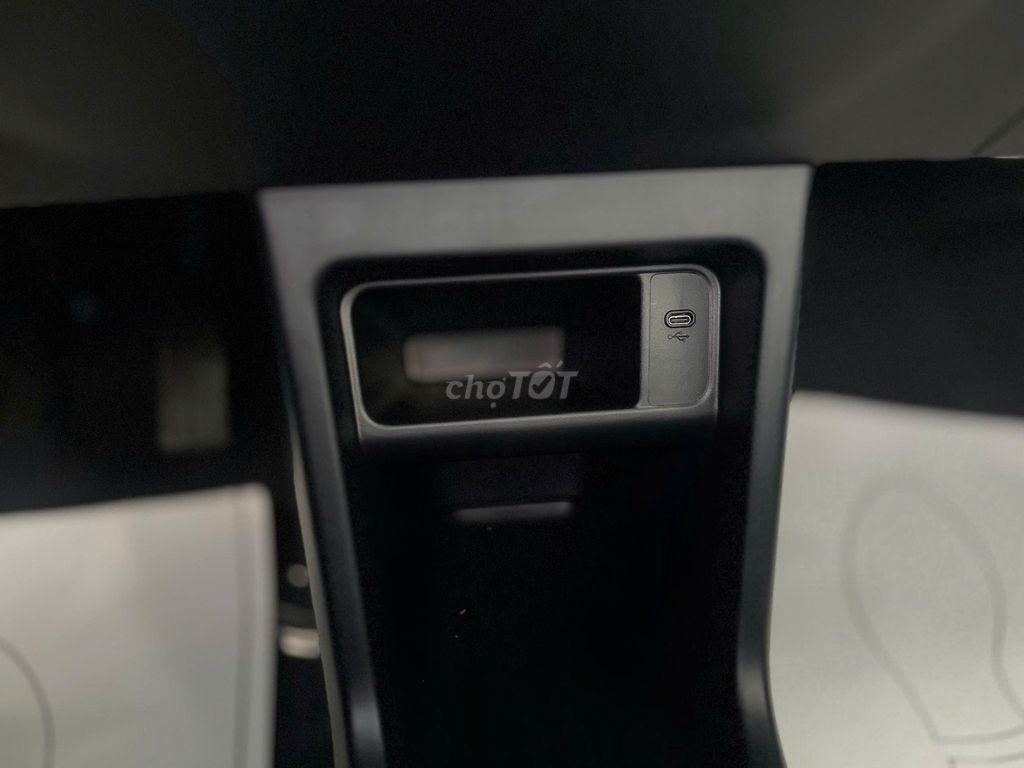 VinFast VF3 2025 màu xám xi măng. Mua bán Ô tô tại Quận 12 Tp Hồ Chí Minh được đăng bởi VinFast An Sương Quốc Lộ 1A hình 13