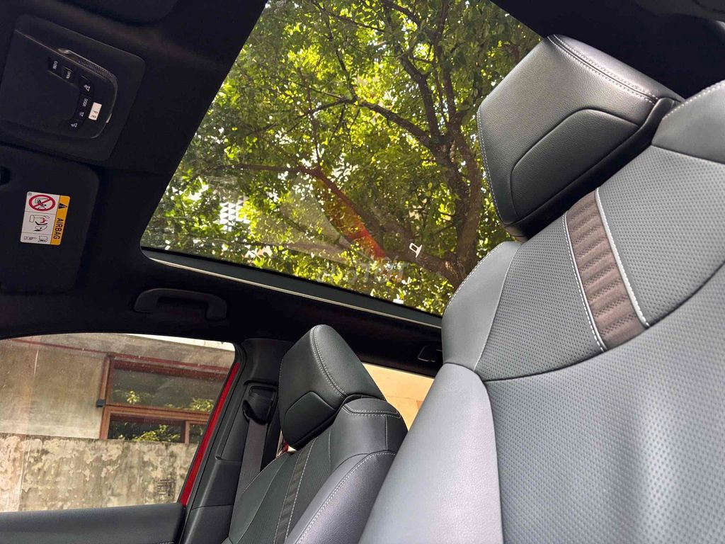 Toyota Corolla Cross 2024 1.8 V - 5000 km. Mua bán Ô tô tại Quận Cầu Giấy Hà Nội được đăng bởi Bùi Đình Thông hình 11