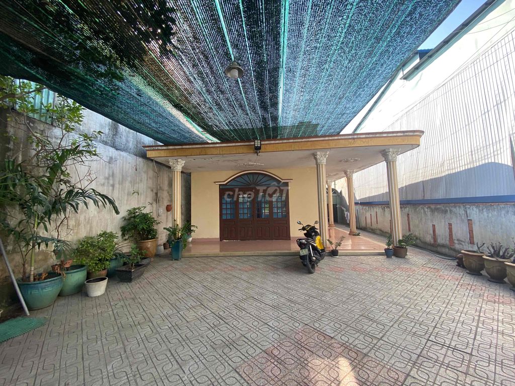 Bán nhà mặt tiền vĩnh phú 335m2