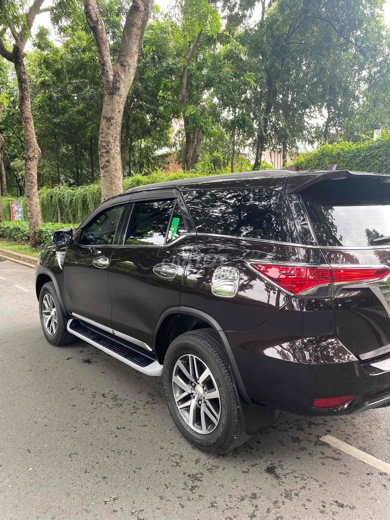 Toyota Fortuner 2018 2.8V 4x4 AT. Mua bán Ô tô tại Quận Tân Phú Tp Hồ Chí Minh được đăng bởi Tân Phú Car hình 6