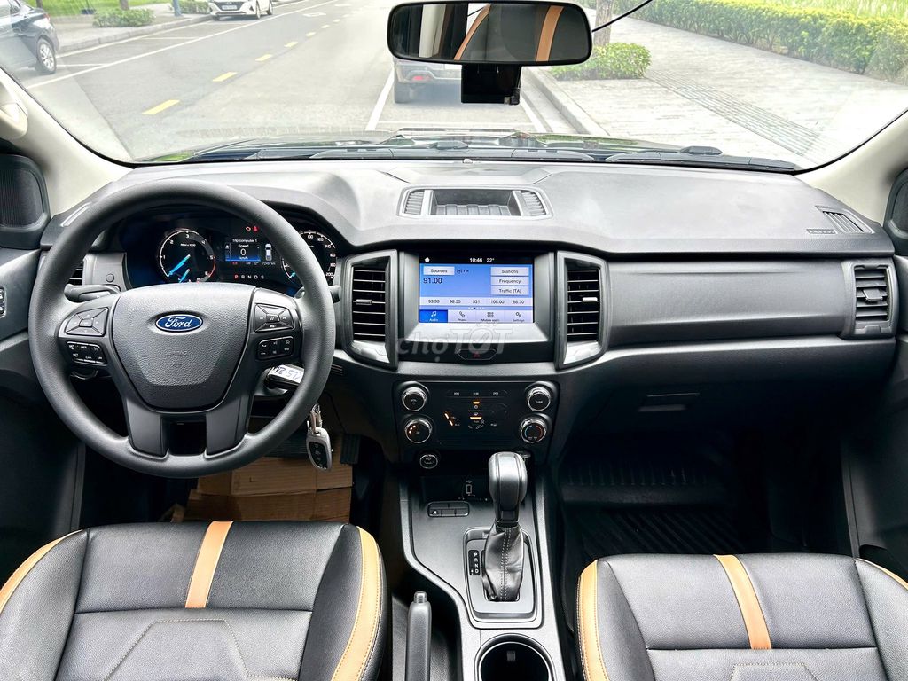 Mình bán 1 xe bán tải Ford Ranger XLS 2.2  AT 2021. Mua bán Ô tô tại Quận Hoàng Mai Hà Nội được đăng bởi Khiêm Ôtô hình 5