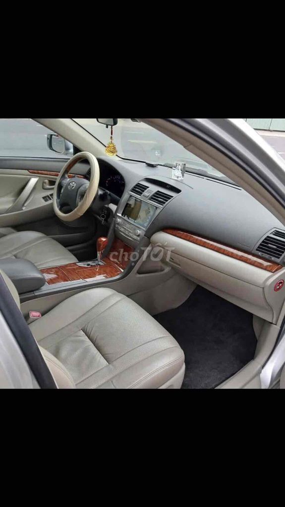 Toyota Camry 2010 2.4G - 90000 km. Mua bán Ô tô tại Quận 12 Tp Hồ Chí Minh được đăng bởi Phạm Hữu Nghĩa  hình 4