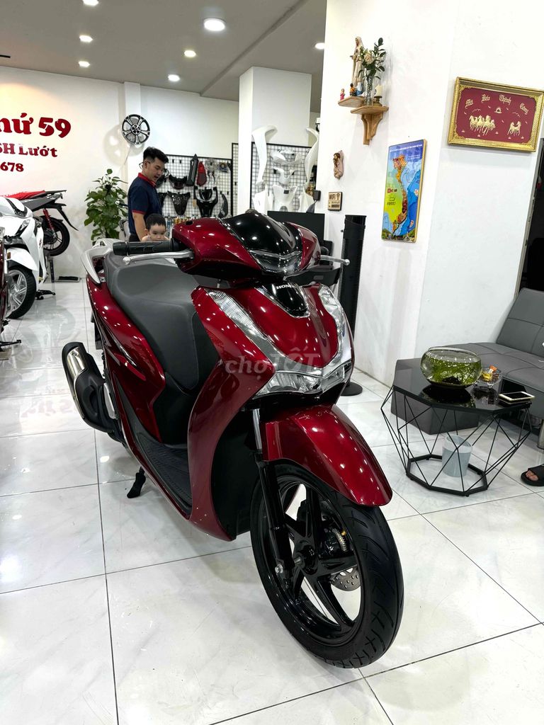 sh125abs đỏ đen Sporty bstp zin keng .. Mua bán Xe máy tại Quận Phú Nhuận Tp Hồ Chí Minh được đăng bởi XeMáy MinhThứ59  hình 1