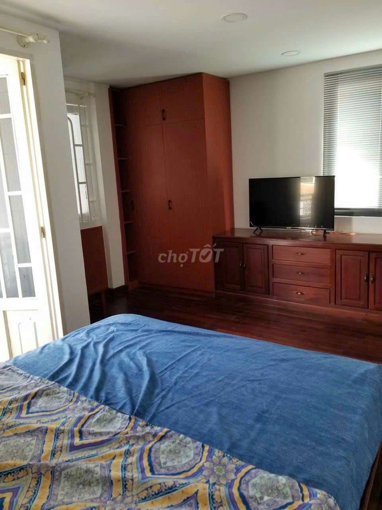 ROOM FOR RENT - Lê Văn Sỹ ngay khu trung tâm nhưng cực kì yên tĩnh