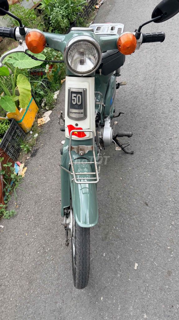 Honda Cub 81 xe đẹp êm 50 cc. Mua bán Xe máy tại Huyện Củ Chi Tp Hồ Chí Minh được đăng bởi Vuvan kha hình 4