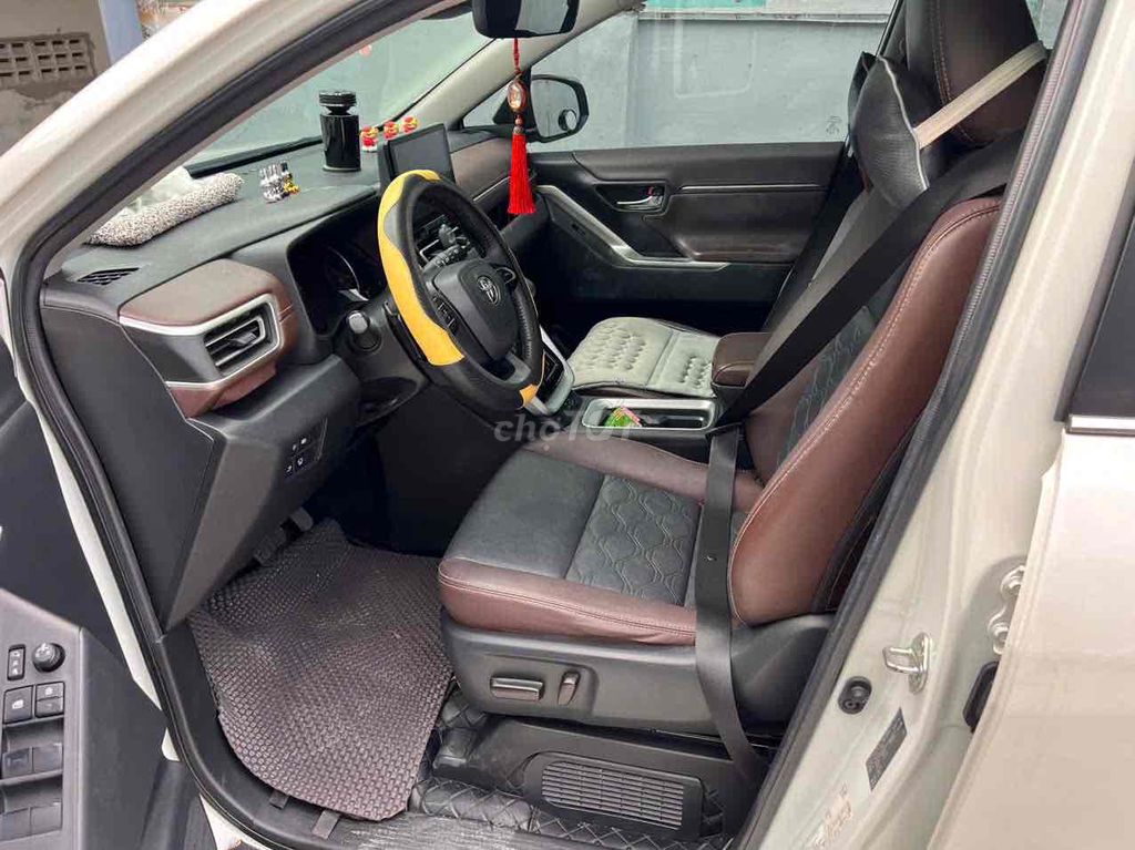 Toyota Innova Cross 2.0HEV - 225Tr Trả trước. Mua bán Ô tô tại Quận Ninh Kiều Cần Thơ được đăng bởi Thái Thanh hình 4