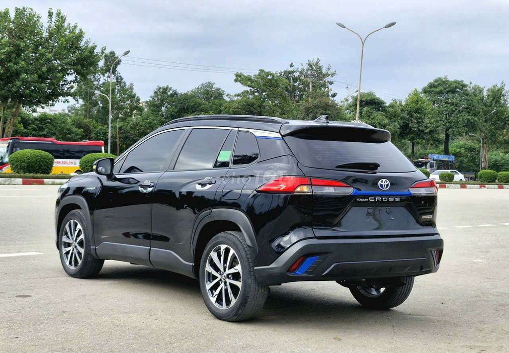 Toyota Corolla Cross 2021 Hybrid 1 chủ siêu đẹp. Mua bán Ô tô tại Quận Bắc Từ Liêm Hà Nội được đăng bởi Trung Auto 26 Phạm Văn Đồng hình 4