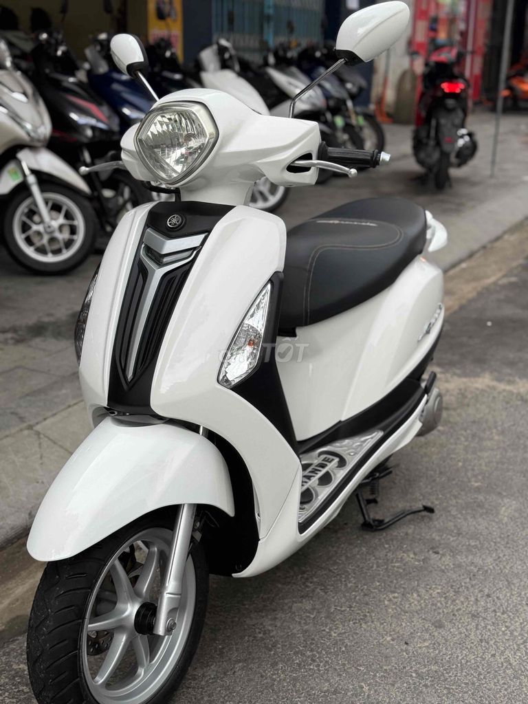 Grande bản màu trắng nguyên rin. Mua bán Xe máy tại Quận Thanh Khê Đà Nẵng được đăng bởi Cửa Hàng Xe Máy Lê Được hình 4