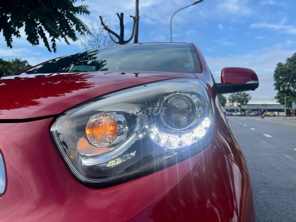Kia Morning Si 2017 màu đỏ. Mua bán Ô tô tại Quận Long Biên Hà Nội được đăng bởi Long Biên Cars hình 3
