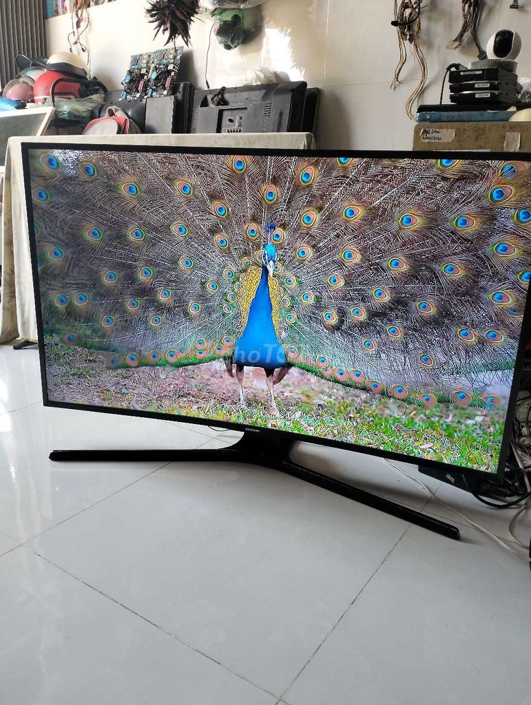 Tivi màng hình cong 43in Samsung chuẩn 4k