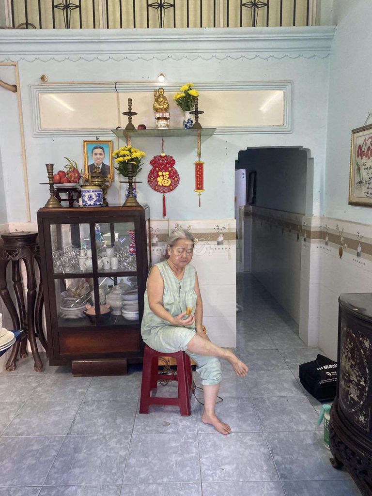 Bán nhà chính chủ shr trung Chánh Hóc môn