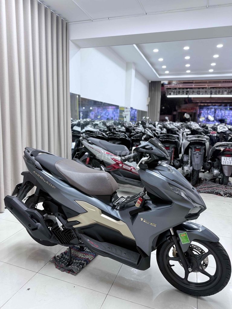 AB 125 chạy lướt cuối 2024 cần sang nhượng. Mua bán Xe máy tại Quận Thanh Khê Đà Nẵng được đăng bởi THẾ MẪN CHUYÊN XE LƯỚT CÓ BÁN TRẢ GÓP  hình 3