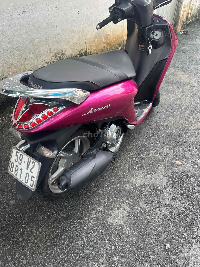 xe đẹp chính chủ bstp. Mua bán Xe máy tại Quận Gò Vấp Tp Hồ Chí Minh được đăng bởi Huỳnh Duy Tân hình 5