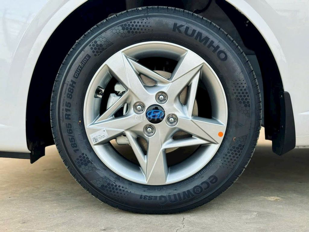 Hyundai Accent 2025 1.5 AT mới ở Hyundai Ngọc Phát. Mua bán Ô tô tại Thành phố Biên Hòa Đồng Nai được đăng bởi Huy Doanh Hyudai  hình 6